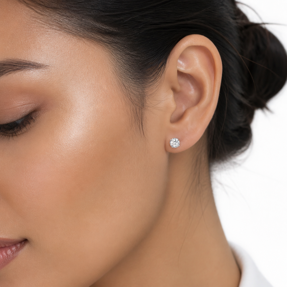 0.50ct lab-grown round diamond stud earrings in 14K gold
